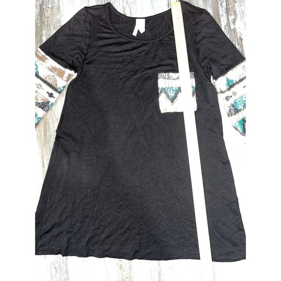 Black Long Sleeve Top with Aztec Sequence Design Lilypad Size S (Plus Size) - Picture 5 of 9